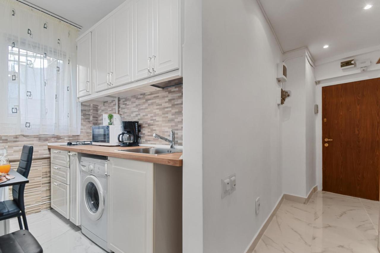 Central Studio Emerald Apartment Bucureşti Exterior foto